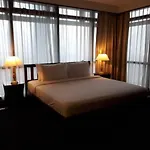 100100 Suites At Times Square Malaysia